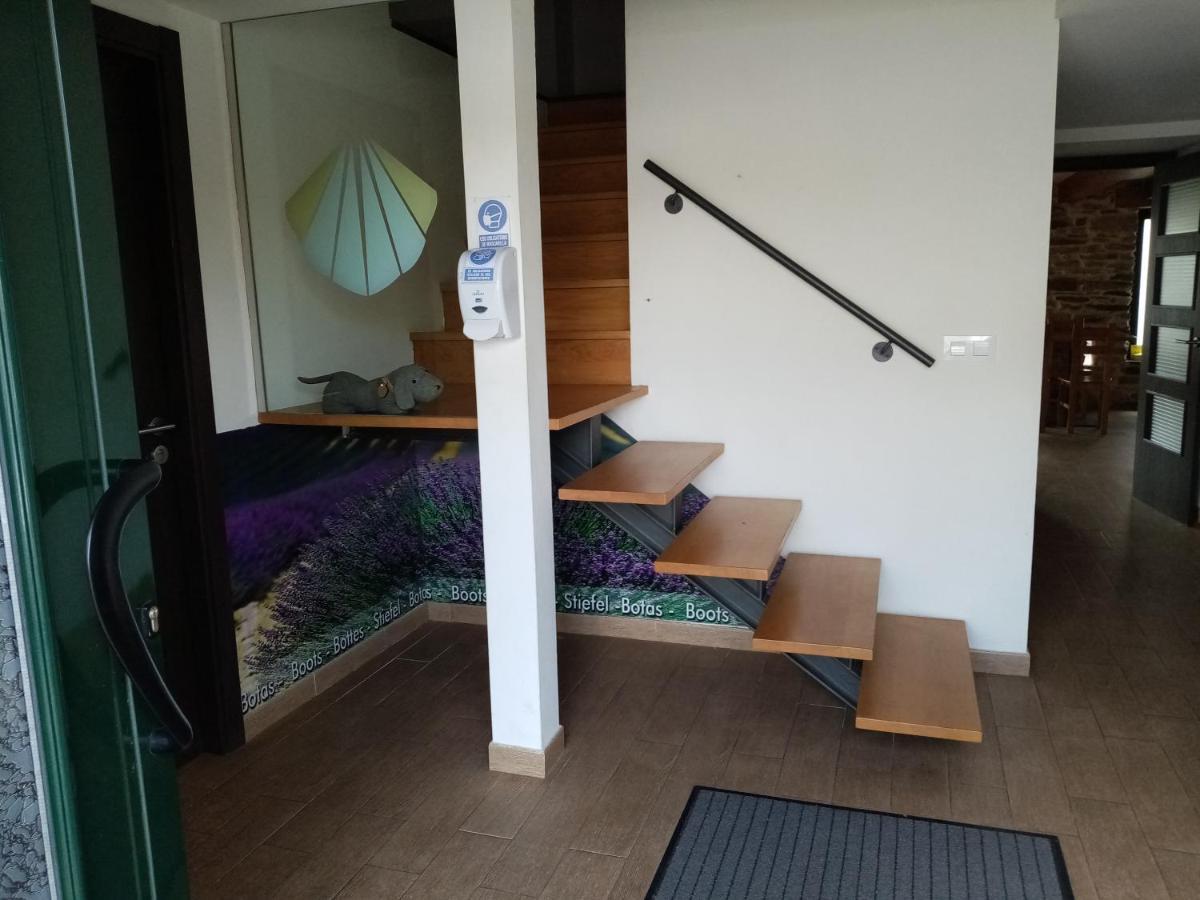Albergue Oasis Sarria Eksteriør billede